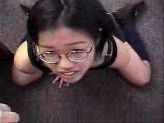 Asian teen's tight asshole gets stretched